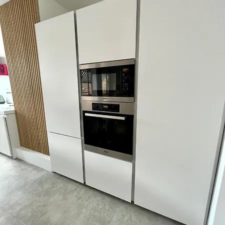 Stylish Modern Large 2 Bedrooms 5 Min Close To Paris Levallois-Perret