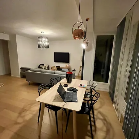 Stylish Modern Large 2 Bedrooms 5 Min Close To Paris *