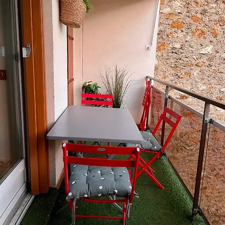 Apartment Stylish Modern Large 2 Bedrooms 5 Min Close To Paris
