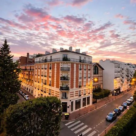 Appartement Bright 2br Apartment, 2 Baths, 2 Balconies, Metro 5min, Paris *